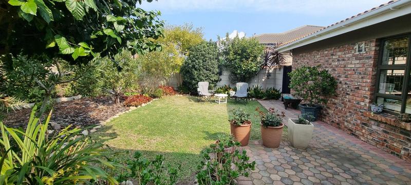 3 Bedroom Property for Sale in Fraaiuitsig Western Cape